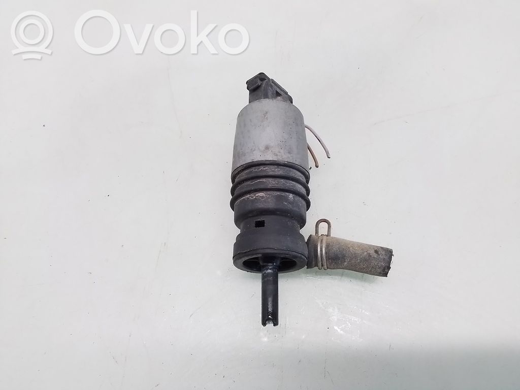 Mercedes-Benz E W210 Windscreen/windshield washer pump 