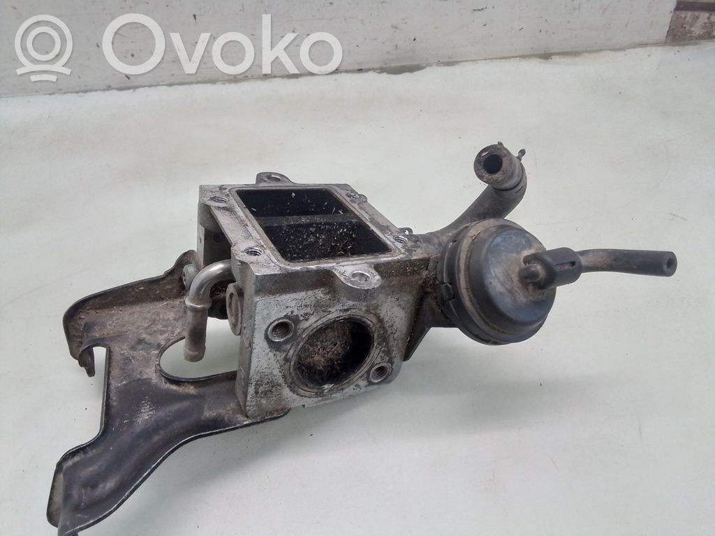 Audi A6 S6 C6 4F EGR valve 