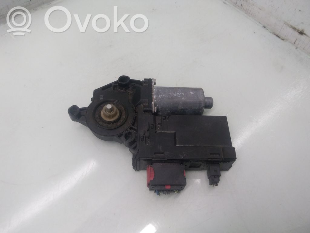 Citroen C5 Etuoven ikkunan nostomoottori 