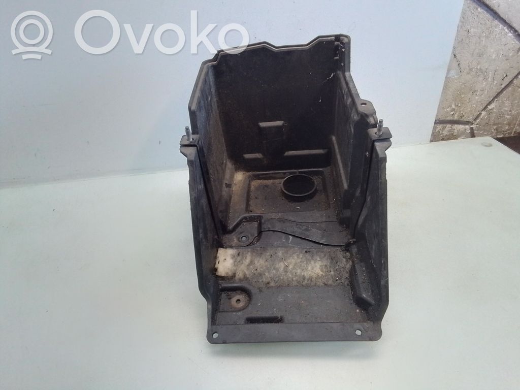 Mazda 5 Akumuliatoriaus dėžė 