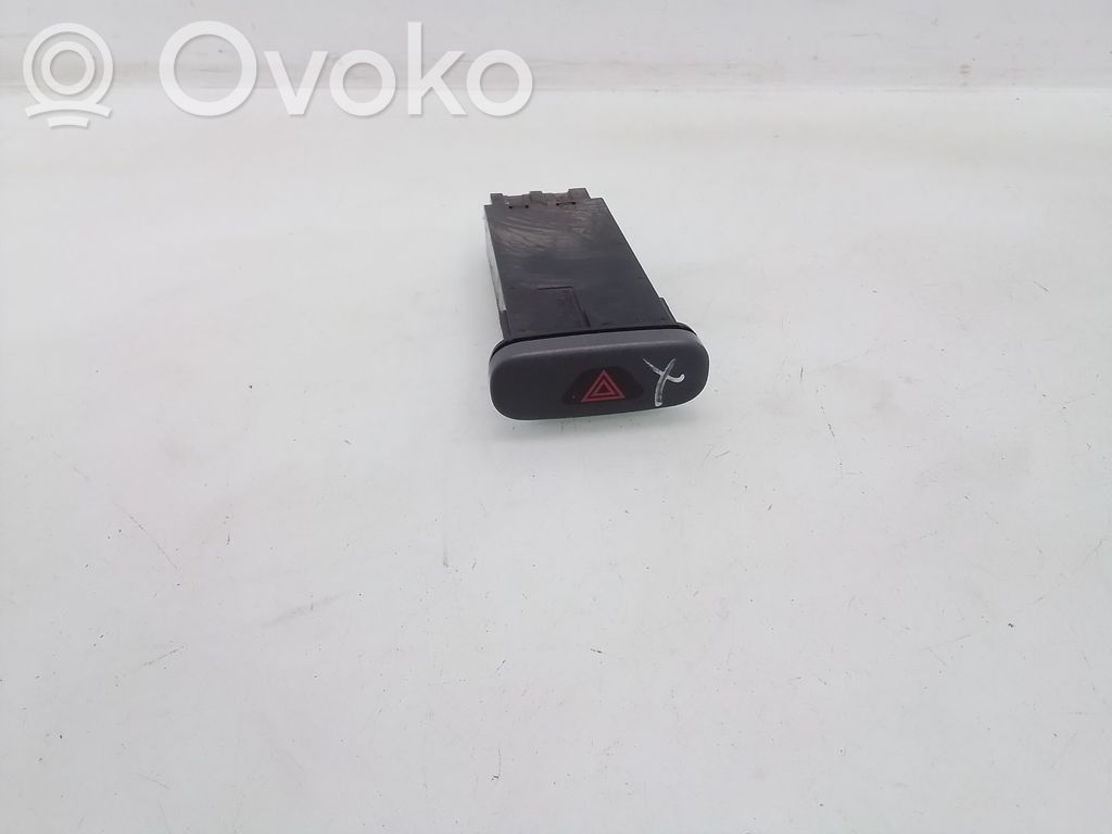 Volvo V70 Hazard light switch 