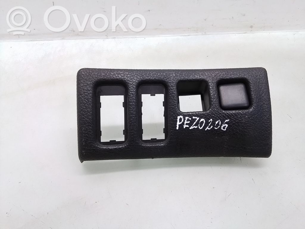 Peugeot 206 Otras partes del panel de instrumentos 
