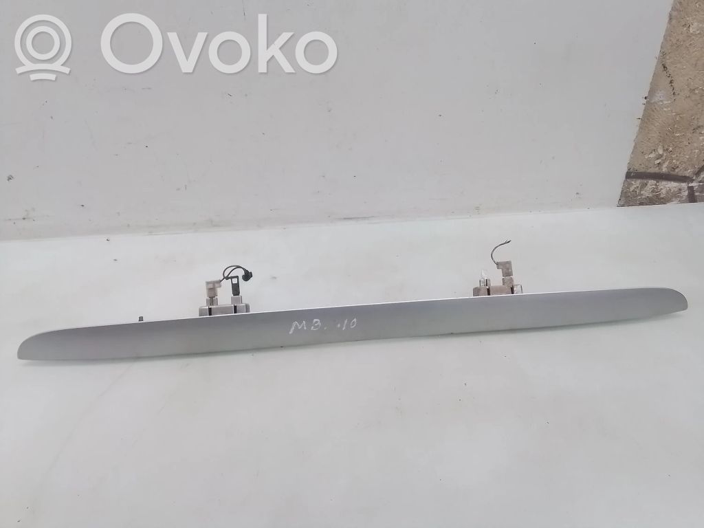 Mercedes-Benz E W210 Éclairage de plaque d'immatriculation 