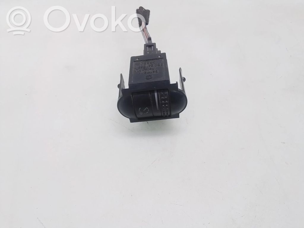Skoda Superb B5 (3U) Panel lighting control switch 
