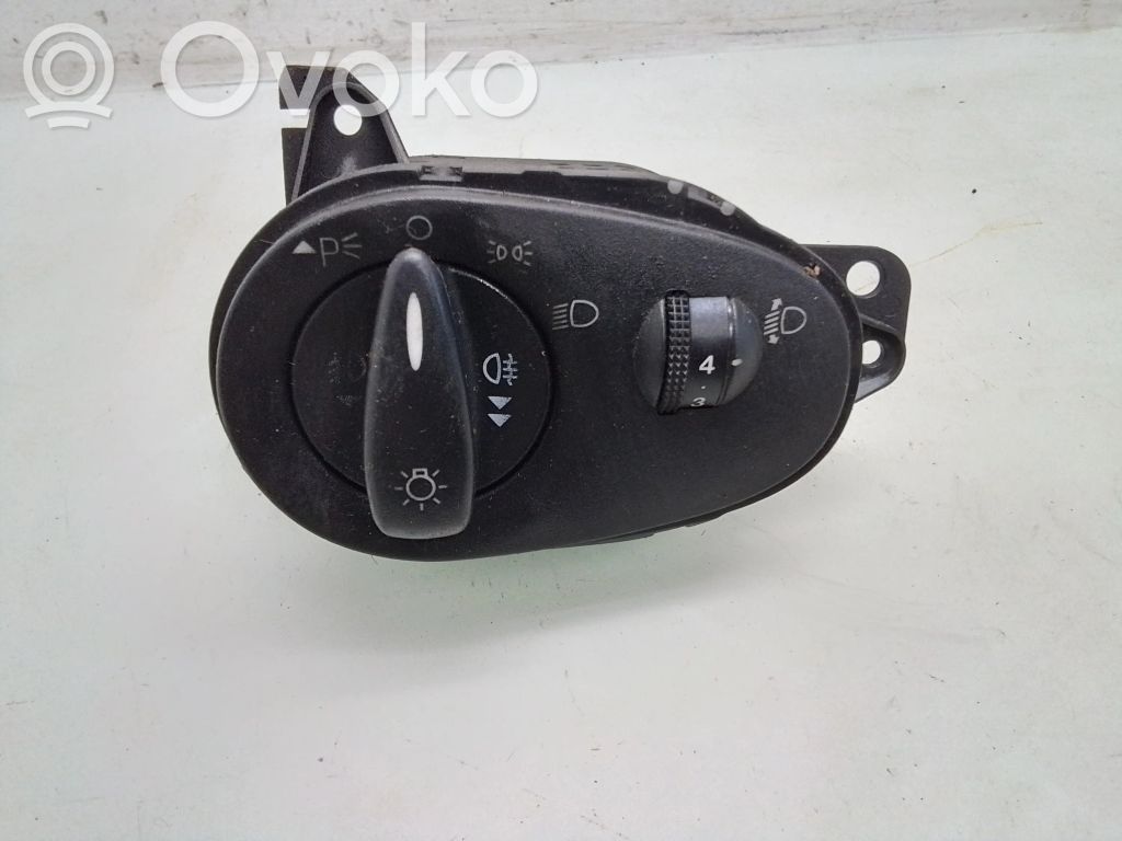Ford Focus Lukturu slēdzis 