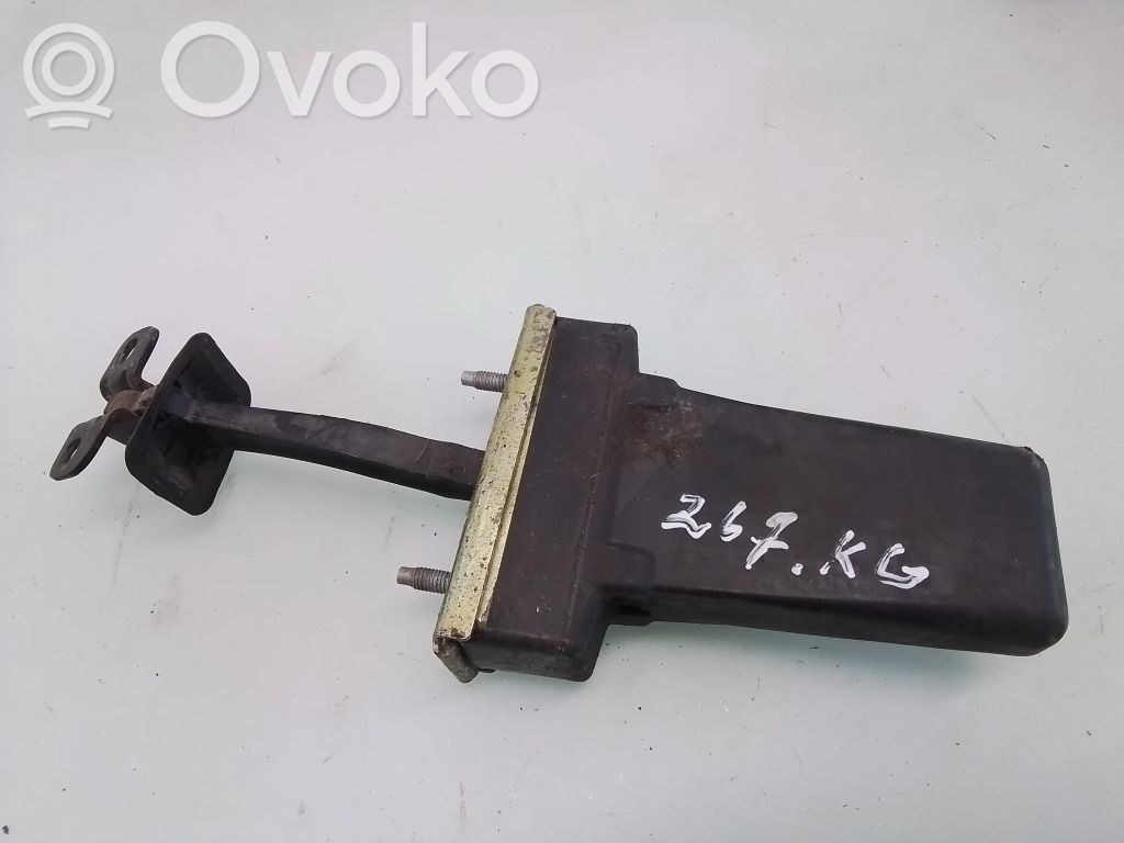 Saab 9-3 Ver2 Takaoven pidätin 