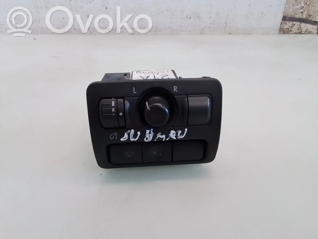 Subaru Outback Wing mirror switch 