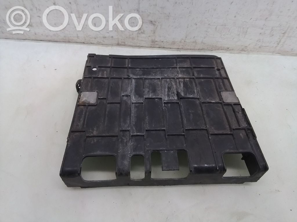 Peugeot 207 Variklio valdymo bloko laikiklis 