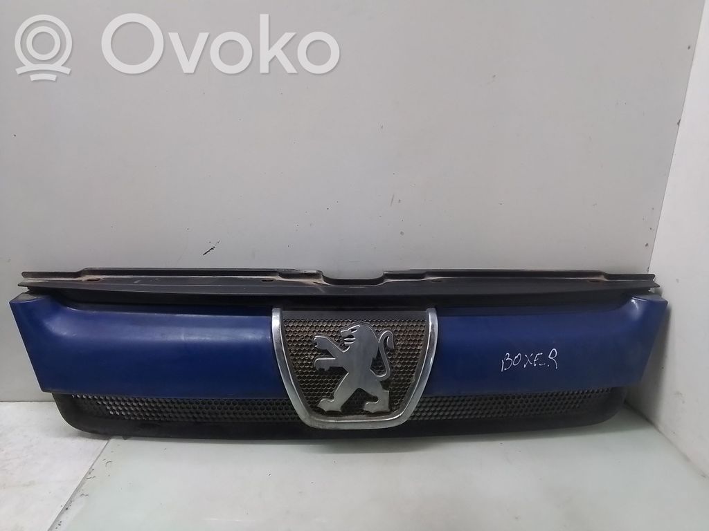 Peugeot Boxer Front bumper upper radiator grill 
