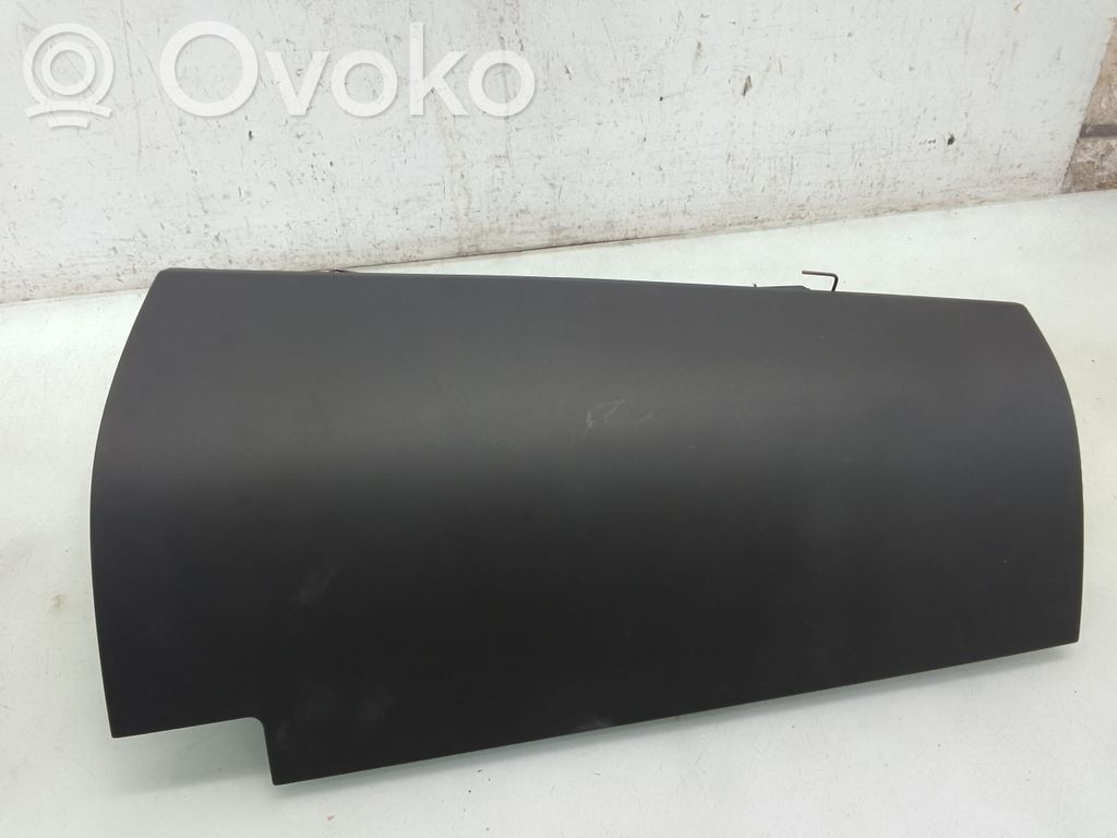Toyota Prius (NHW20) Schowek deski rozdzielczej 