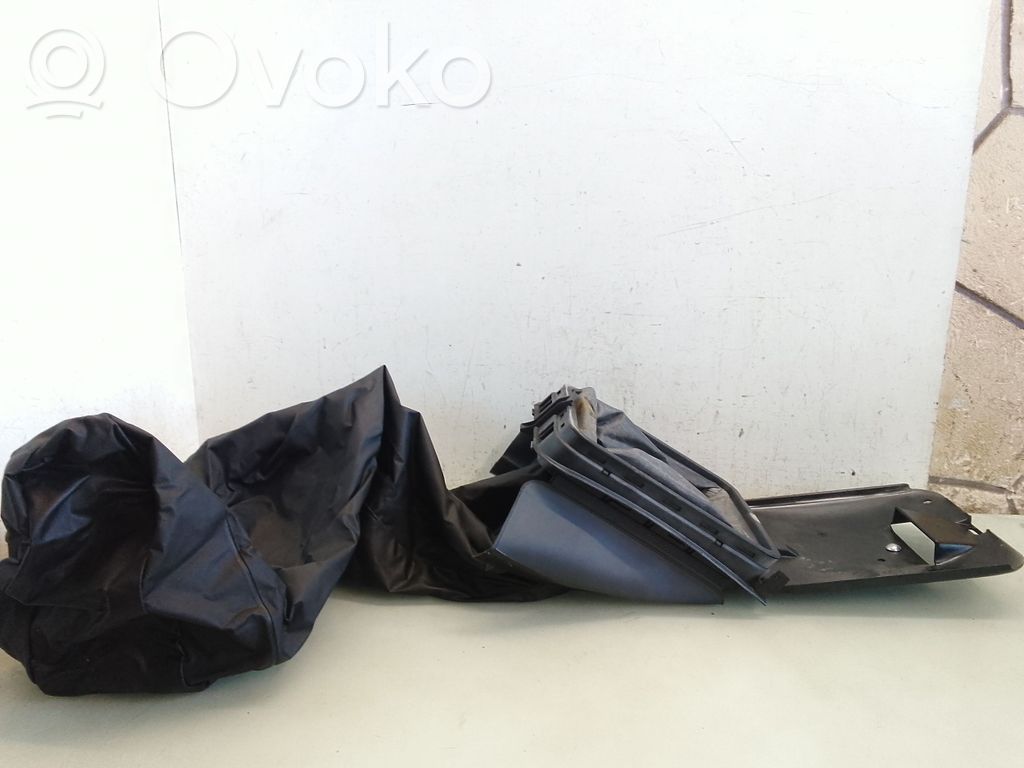 Audi A8 S8 D2 4D Schowek bagażnika 