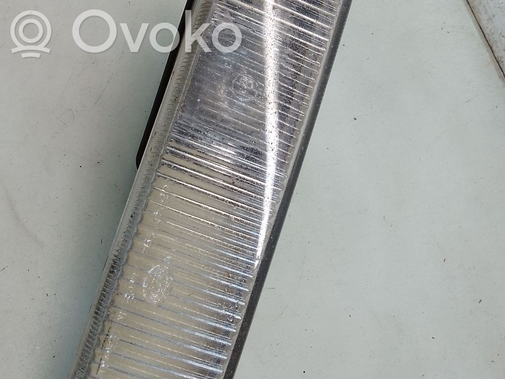 Audi 80 90 S2 B4 Etusumuvalo 