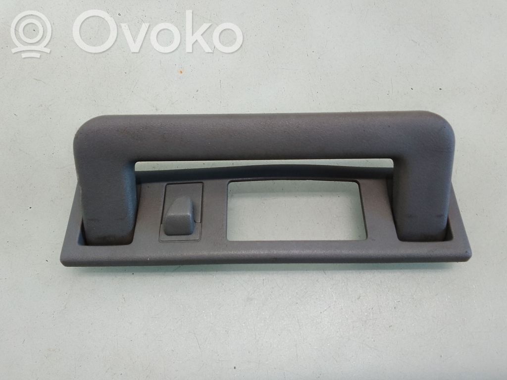 Audi 80 90 S2 B4 Asidero interior trasero 