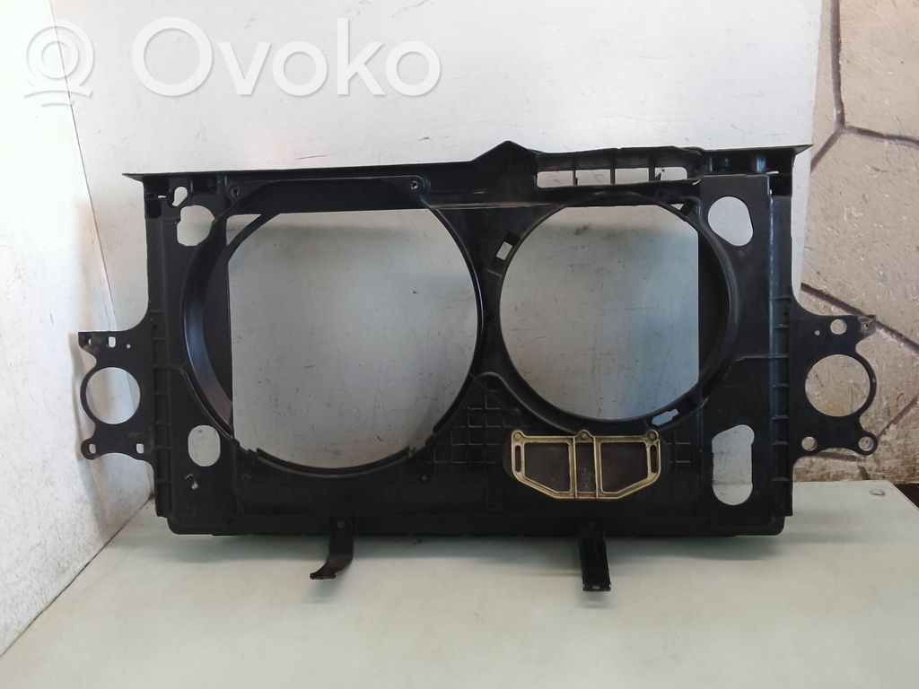 Панель радиаторов   4D0805571B