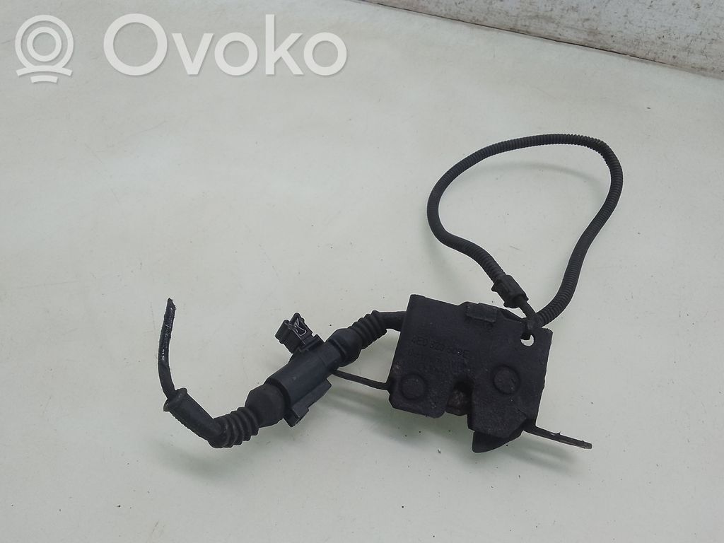 Spyna variklio dangčio   4E0823509E
