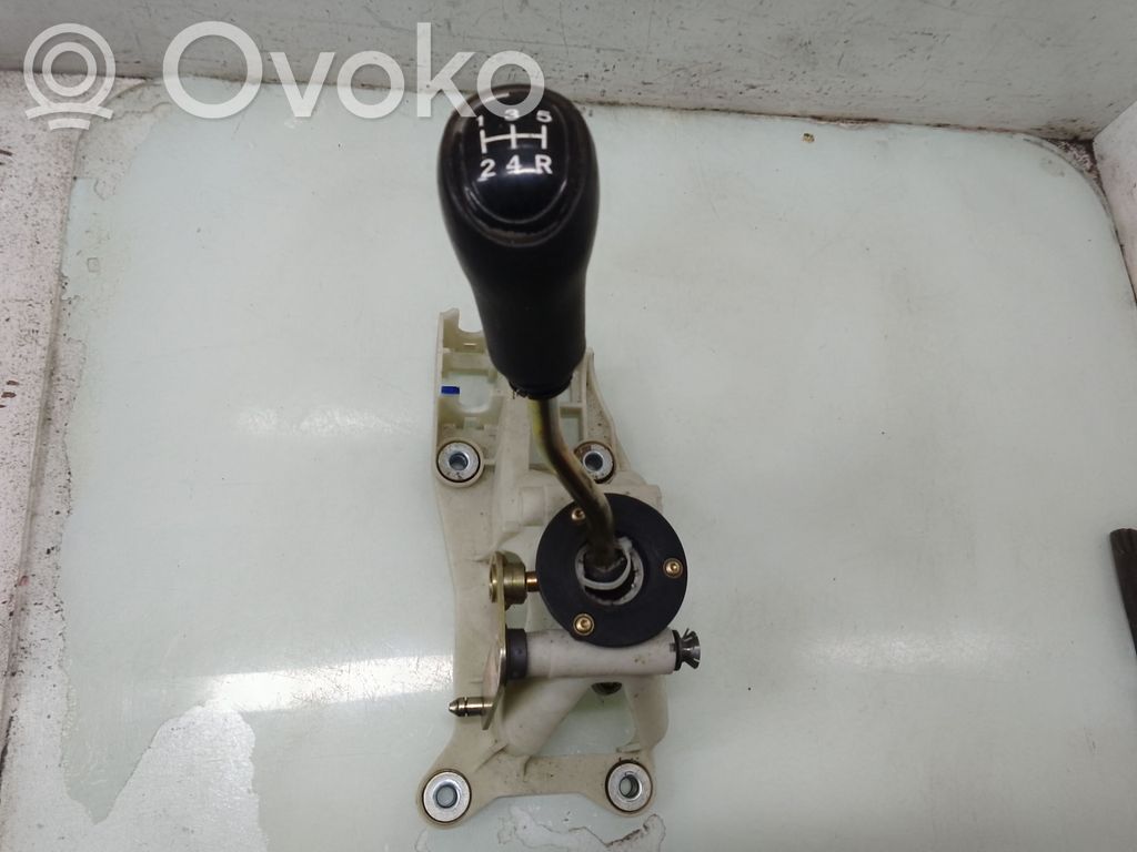 Mitsubishi Space Star Gear shifter/selector 