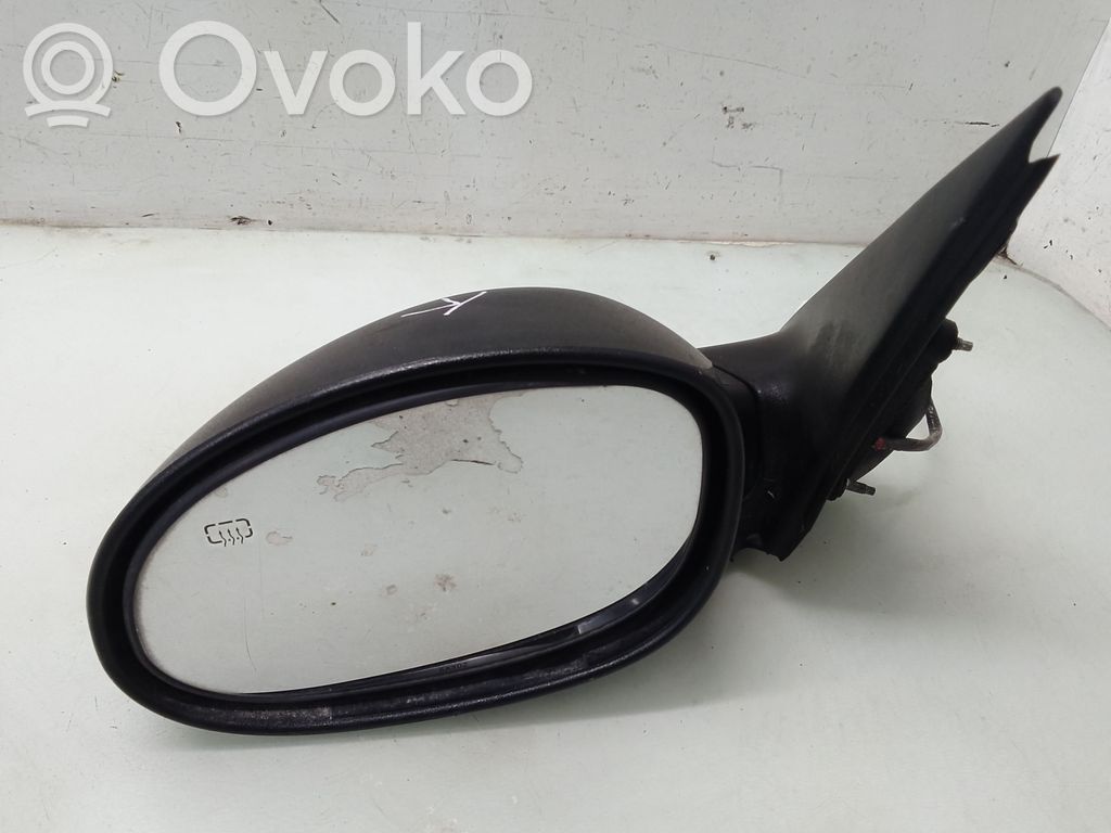 Chrysler PT Cruiser Front door electric wing mirror 