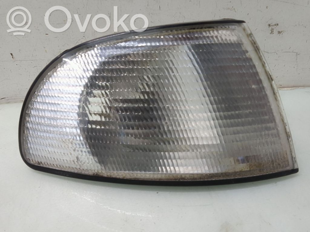 Audi A4 S4 B5 8D Frontblinker 