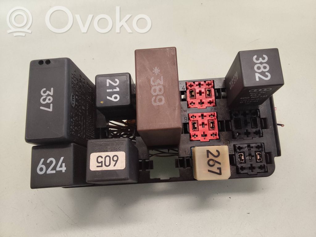 Audi A8 S8 D2 4D Releen moduulikiinnike 