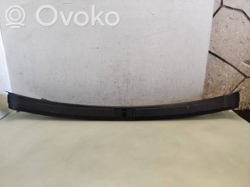 Audi A8 S8 D2 4D Tavaratilan kynnyksen suoja 