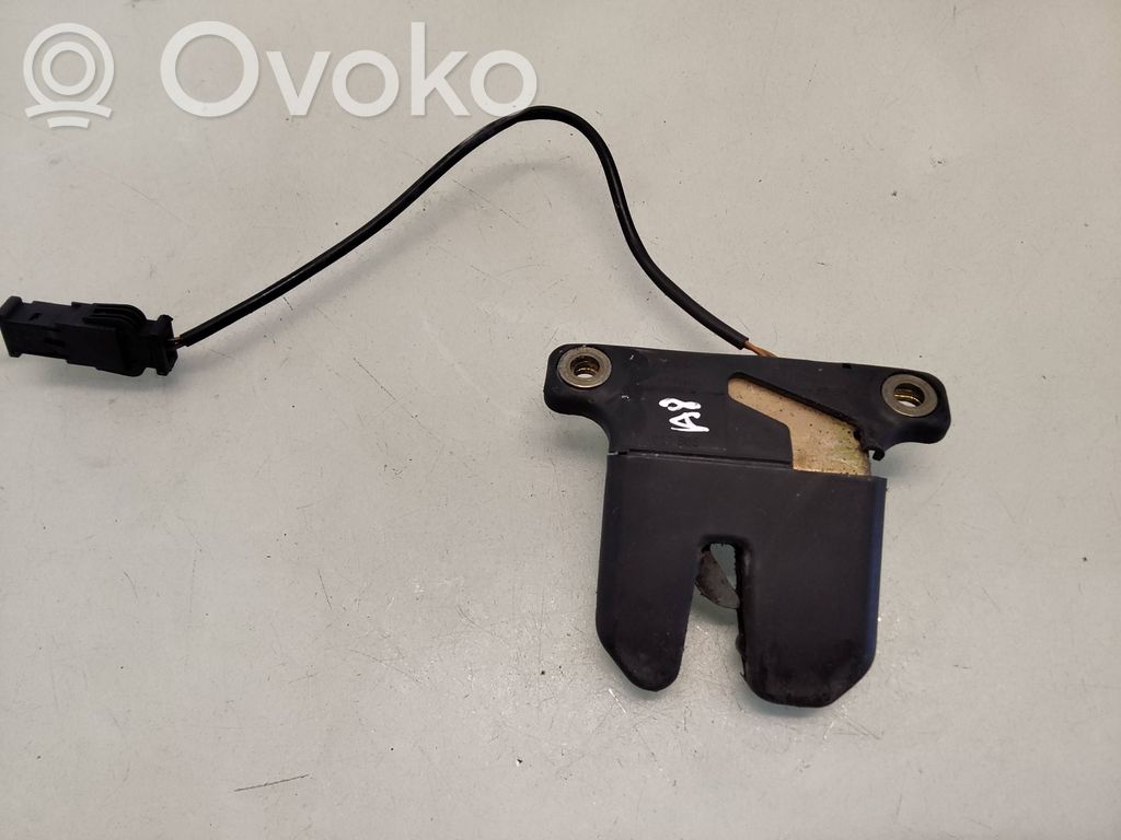 Tailgate/trunk/boot lock/catch/latch   827505