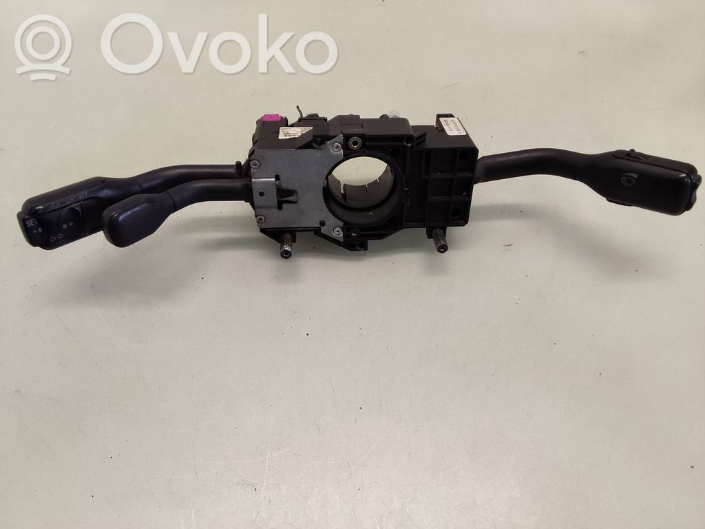 Audi A8 S8 D2 4D Interruptor/palanca de limpiador de luz de giro 
