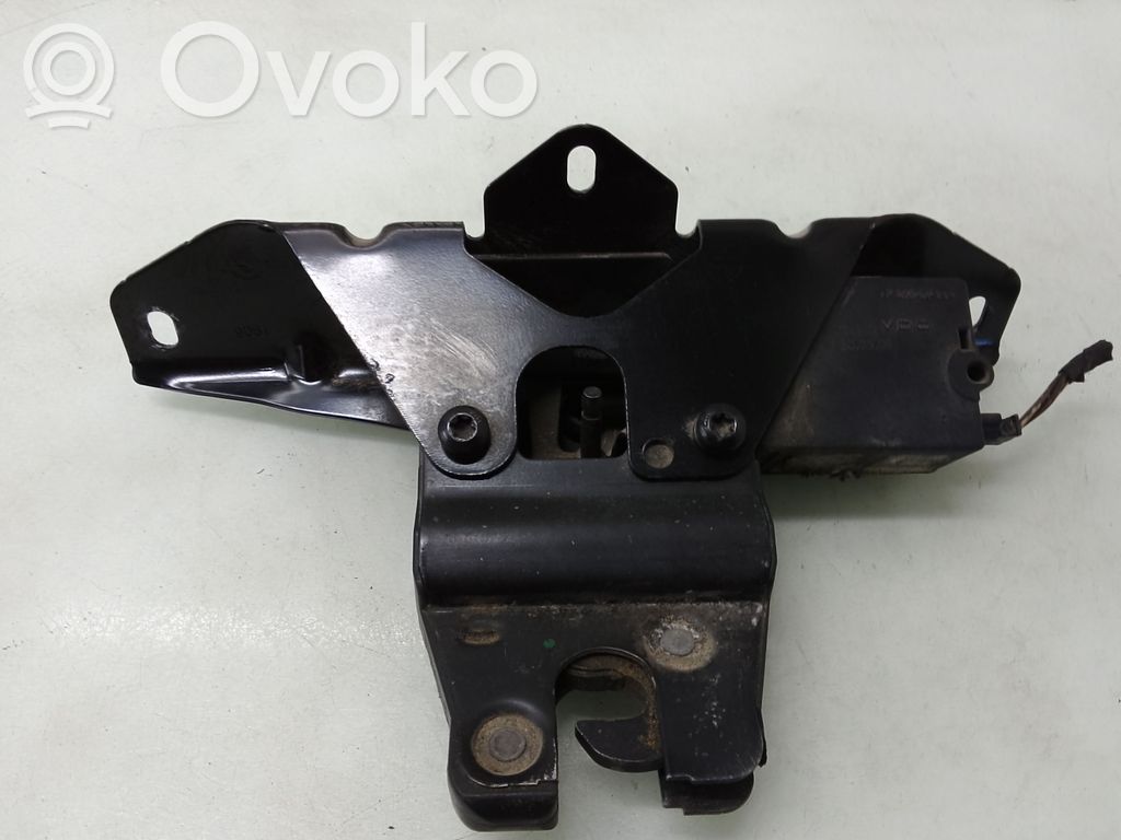Tailgate window lock/catch/latch   7071594
