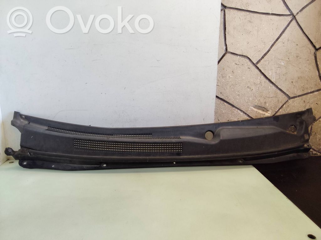 KIA Carens I Moldura del limpia