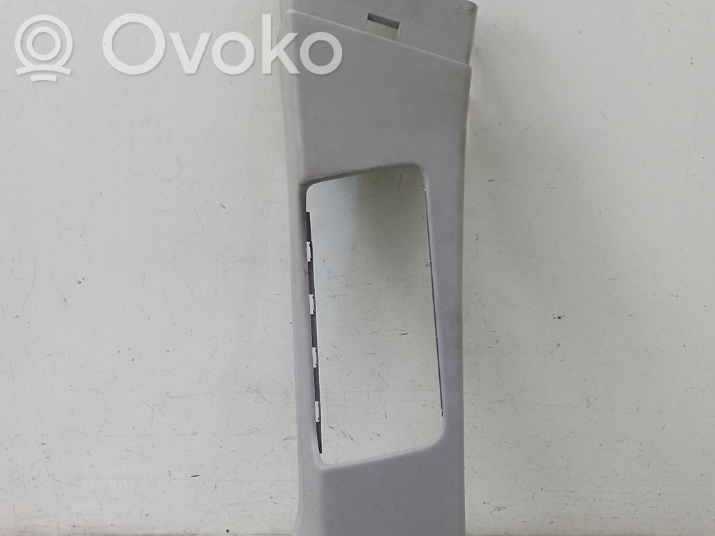 Opel Corsa D Osłona górna słupka / B 