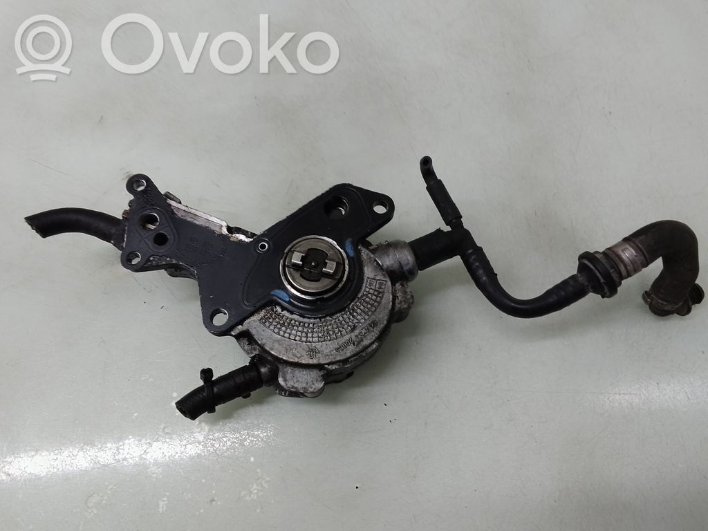 Volkswagen PASSAT B6 Pompe à vide