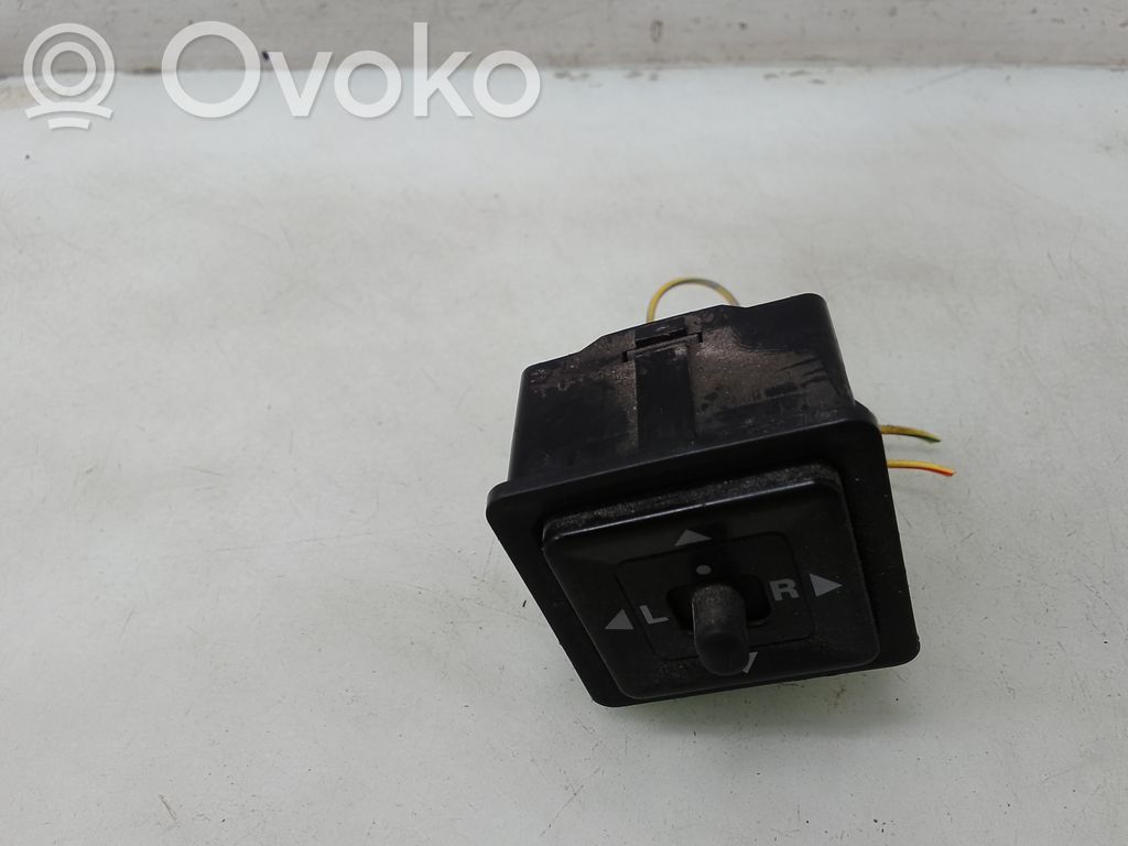 Mitsubishi Pajero Wing mirror switch
