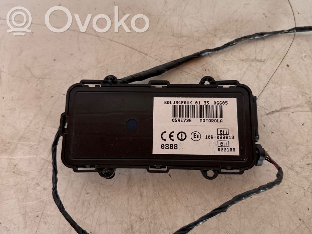 Phone control unit/module   5RLJ34E0UK,M0T0R0LA,059E72E,10R022613