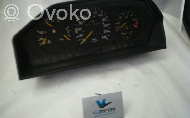 Mercedes-Benz E W124 Speedometer (instrument cluster) 