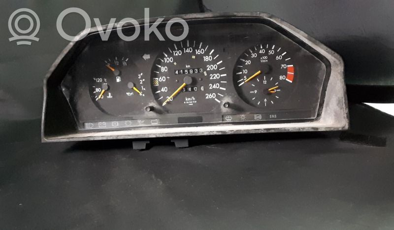 Mercedes-Benz E W124 Speedometer (instrument cluster) 