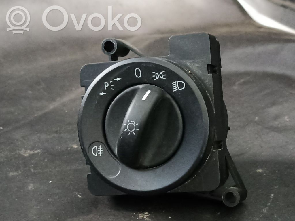 Light switch   9069052801
