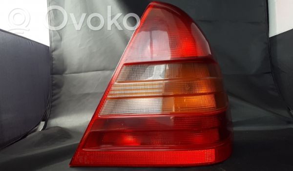 Mercedes-Benz C W202 Lampă spate în caroserie 