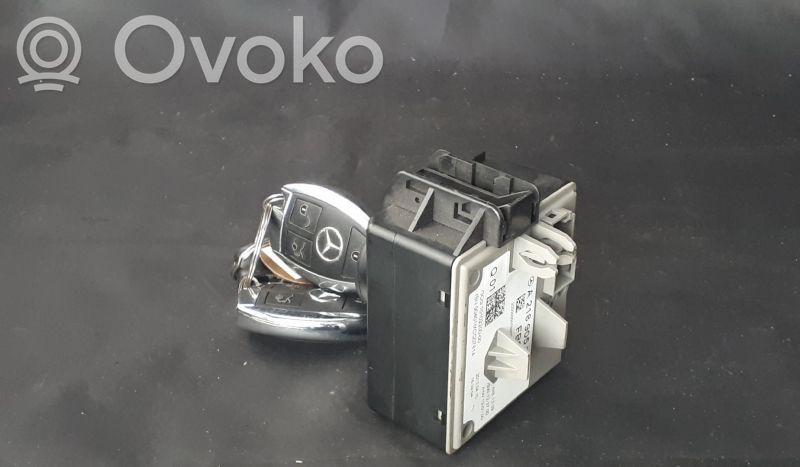 Mercedes-Benz E W212 Engine start stop button switch 