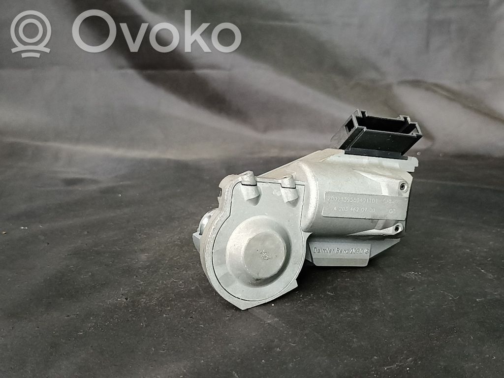 Mercedes-Benz E W210 Ohjauspyörän lukitus 