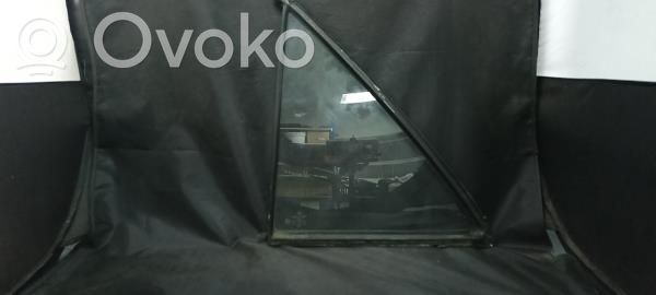 Mercedes-Benz E W124 Rear side window 