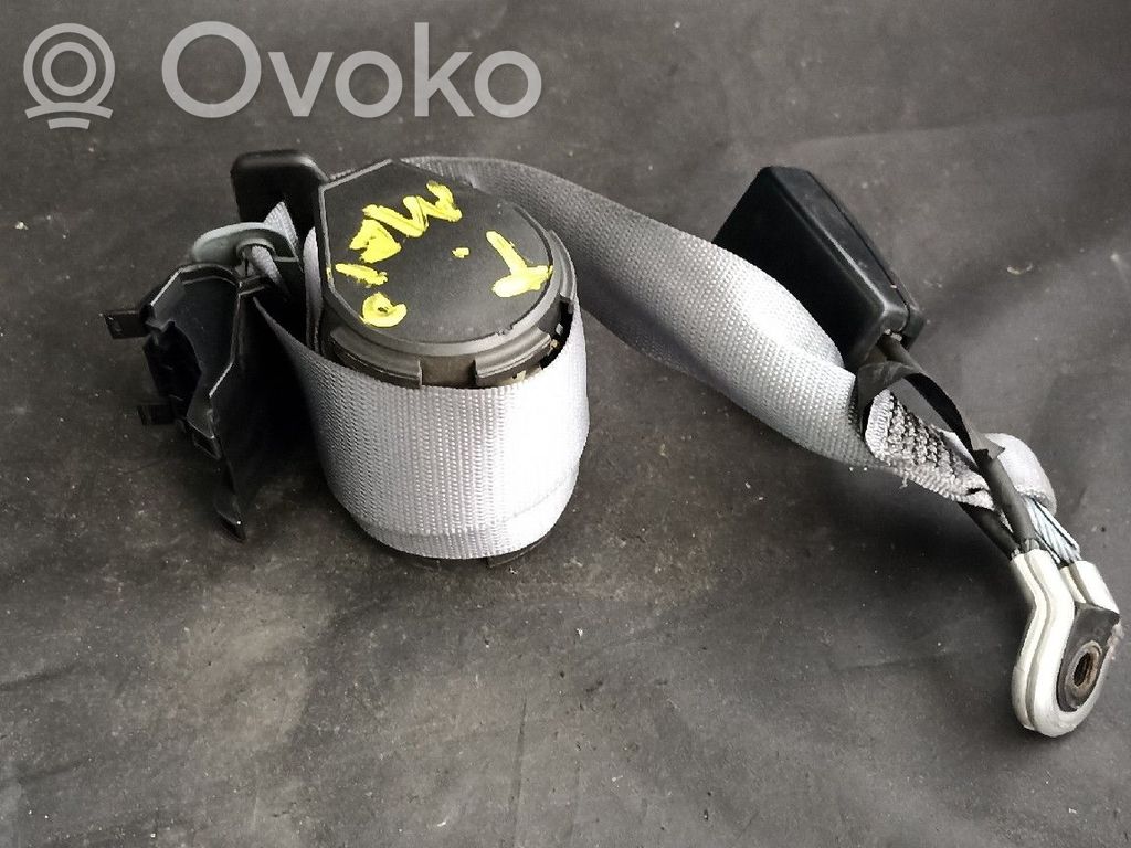 Mercedes-Benz E W210 Rear seatbelt 