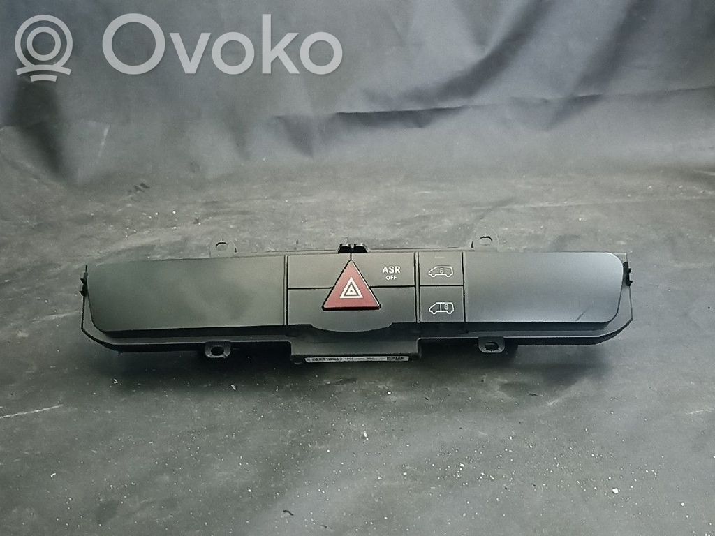 Mercedes-Benz Sprinter W906 Botón interruptor de luz de peligro 