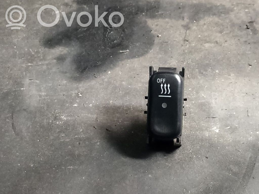 Mercedes-Benz E W210 Windscreen/window heater switch 