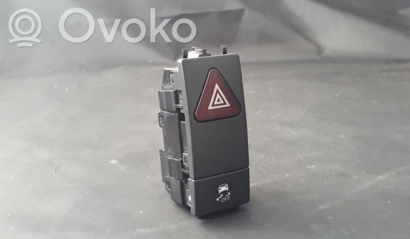 Mercedes-Benz E W212 Hazard light switch 