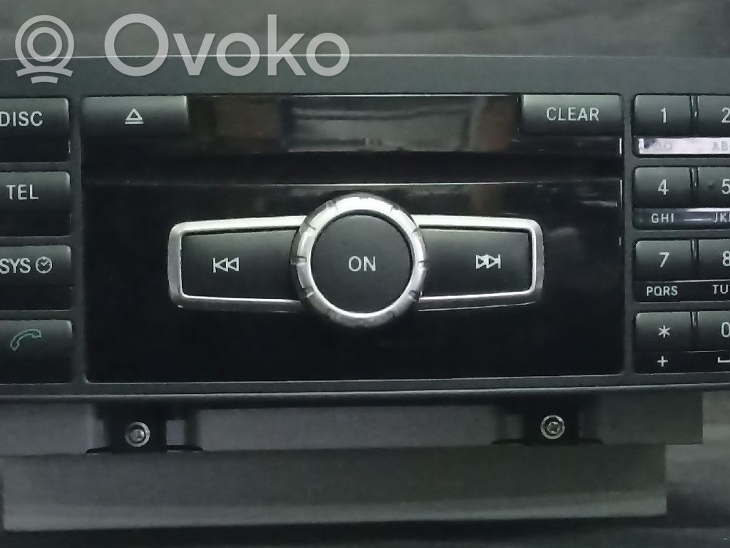 Mercedes-Benz A W176 Panel / Radioodtwarzacz CD/DVD/GPS 