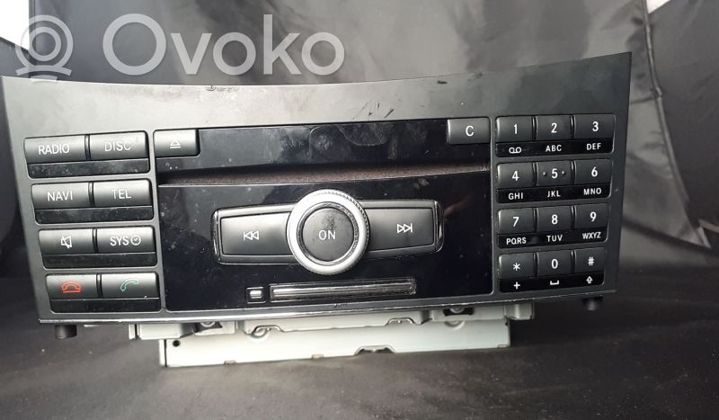 Mercedes-Benz E W212 Unitate principală radio/CD/DVD/GPS 