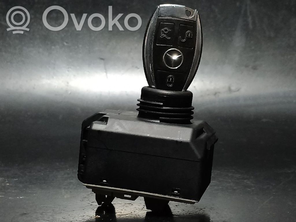 Mercedes-Benz E W212 Engine start stop button switch 