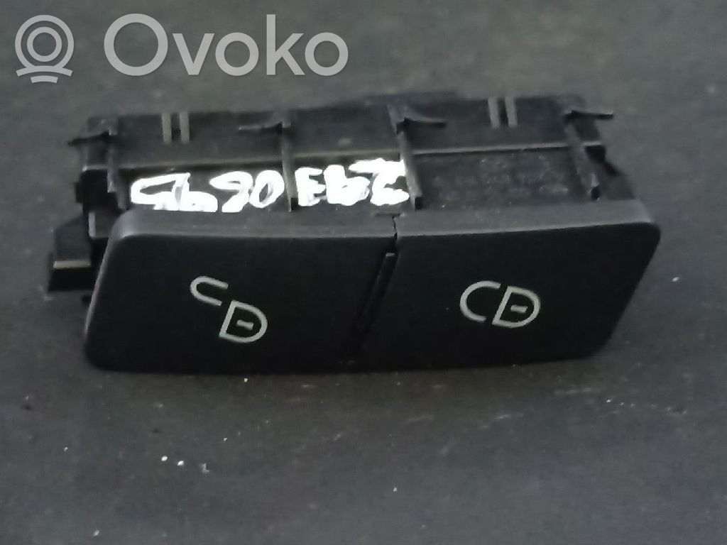 Mercedes-Benz A W176 Central locking switch button 