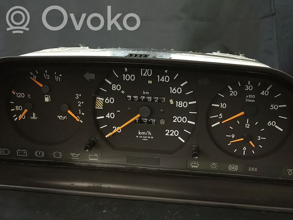 Mercedes-Benz E W124 Speedometer (instrument cluster) 