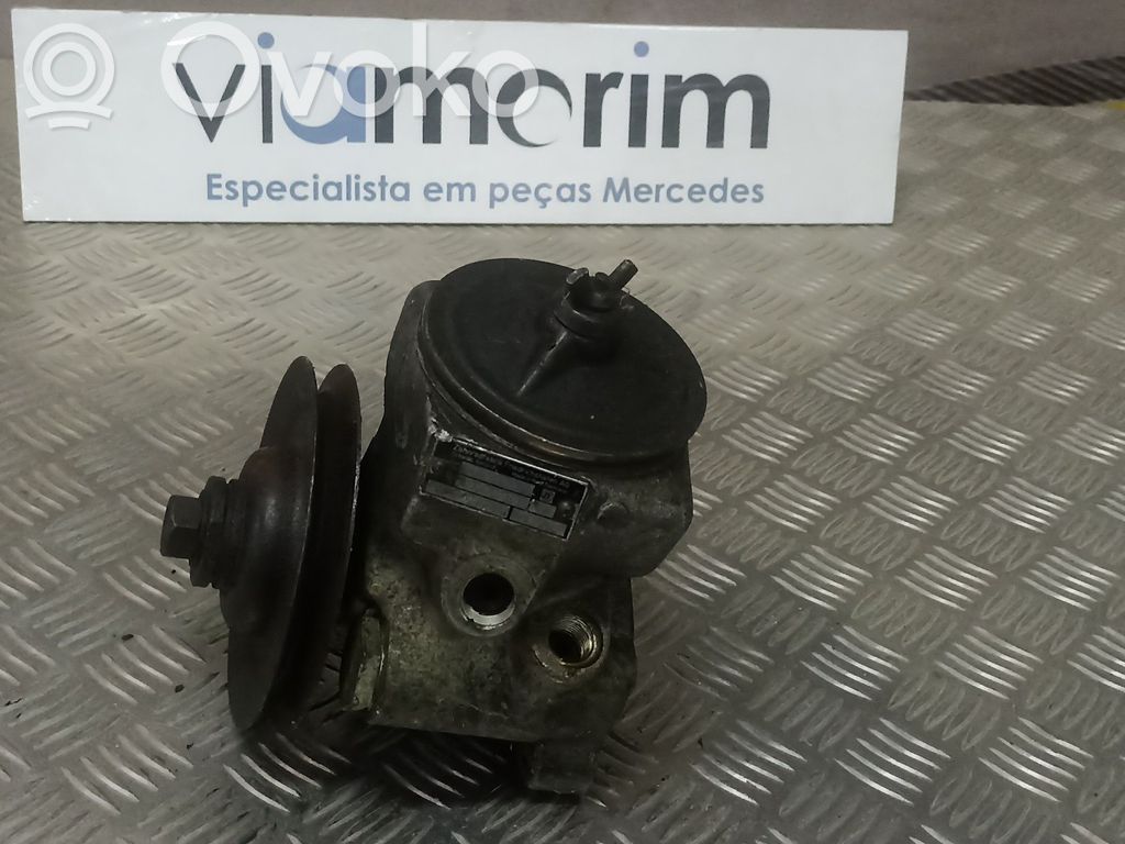 Mercedes-Benz W123 Pompa wspomagania 