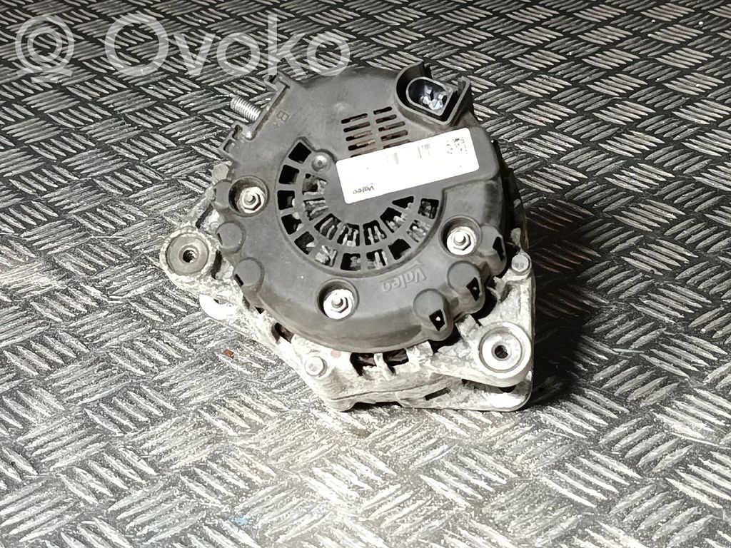 Mercedes-Benz C W205 Ģenerators 
